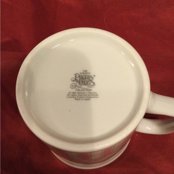 Vintage Precious Moments “Sending You A White Christmas” Mug - Picture 4 of 4